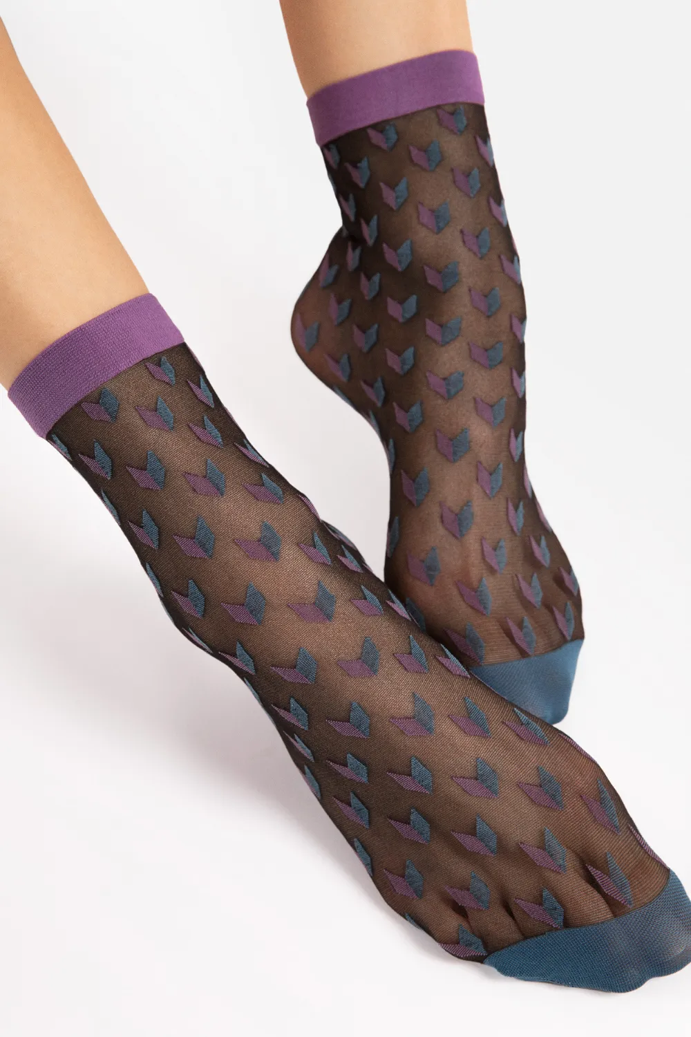 Dizzy Geometric Pattern Sheer Socks 20 Denier