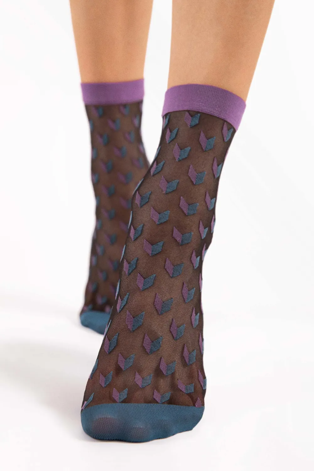 Dizzy Geometric Pattern Sheer Socks 20 Denier