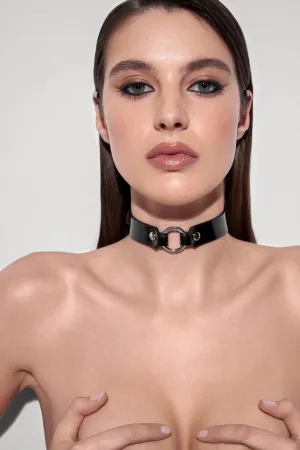 Kelly Lacquer Leather Choker in Black