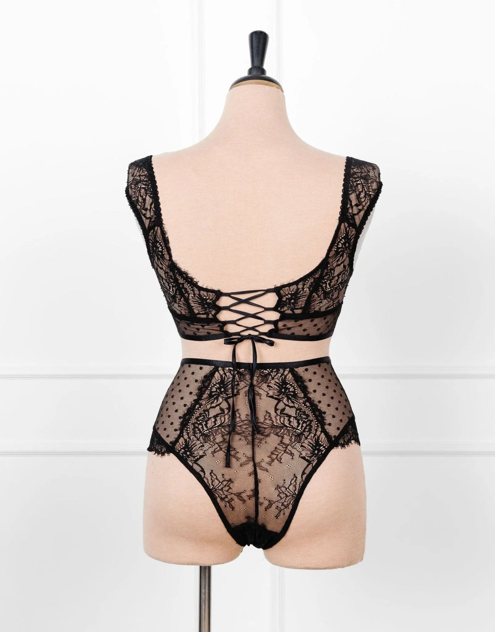 Lacy High Waist Crotchless Panty - Black