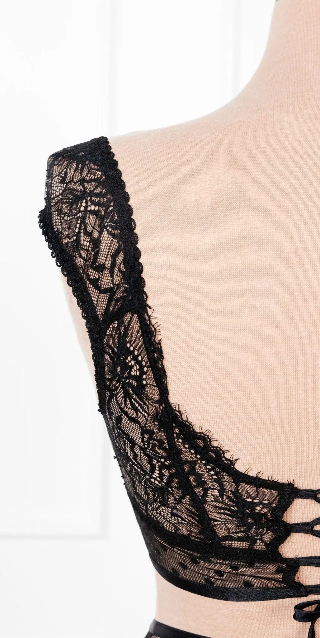 Lacy Off-The-Shoulder Bralette - Black