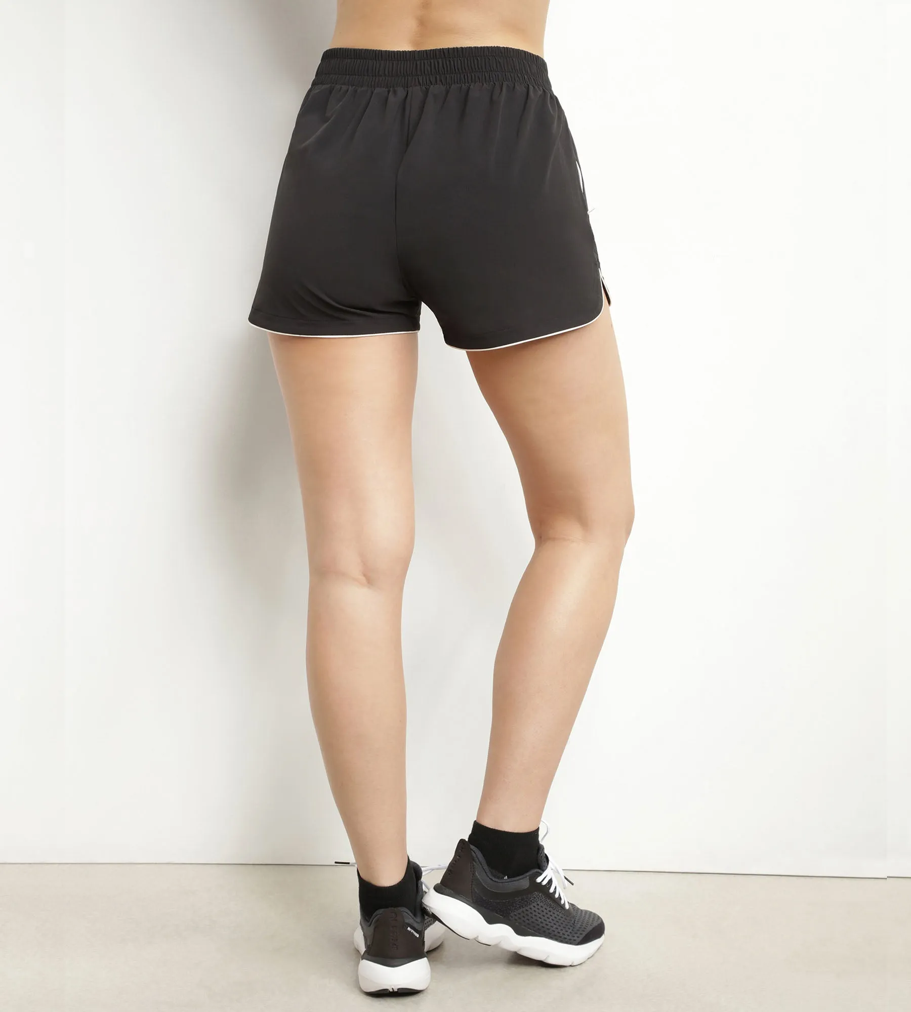Women's sports shorts in black viscose Dim Move